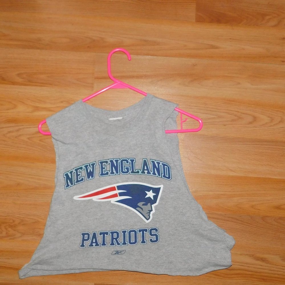 New England Patriots NFL football tee sporty halter top shirt crop top retro